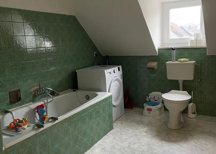 Grosse In Franken - Familienfreundlich - Mit Zuganbindung Apartamento Meeder