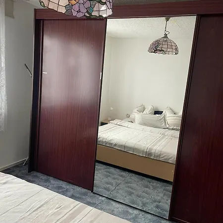 Apartment Grosse In Franken - Familienfreundlich, Voll Ausgestattet Mit Netflix