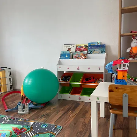 Apartment Grosse In Franken - Familienfreundlich, Voll Ausgestattet Mit Netflix Meeder