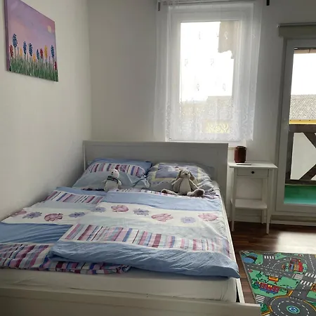 Διαμέρισμα Grosse In Franken - Familienfreundlich - Mit Zuganbindung